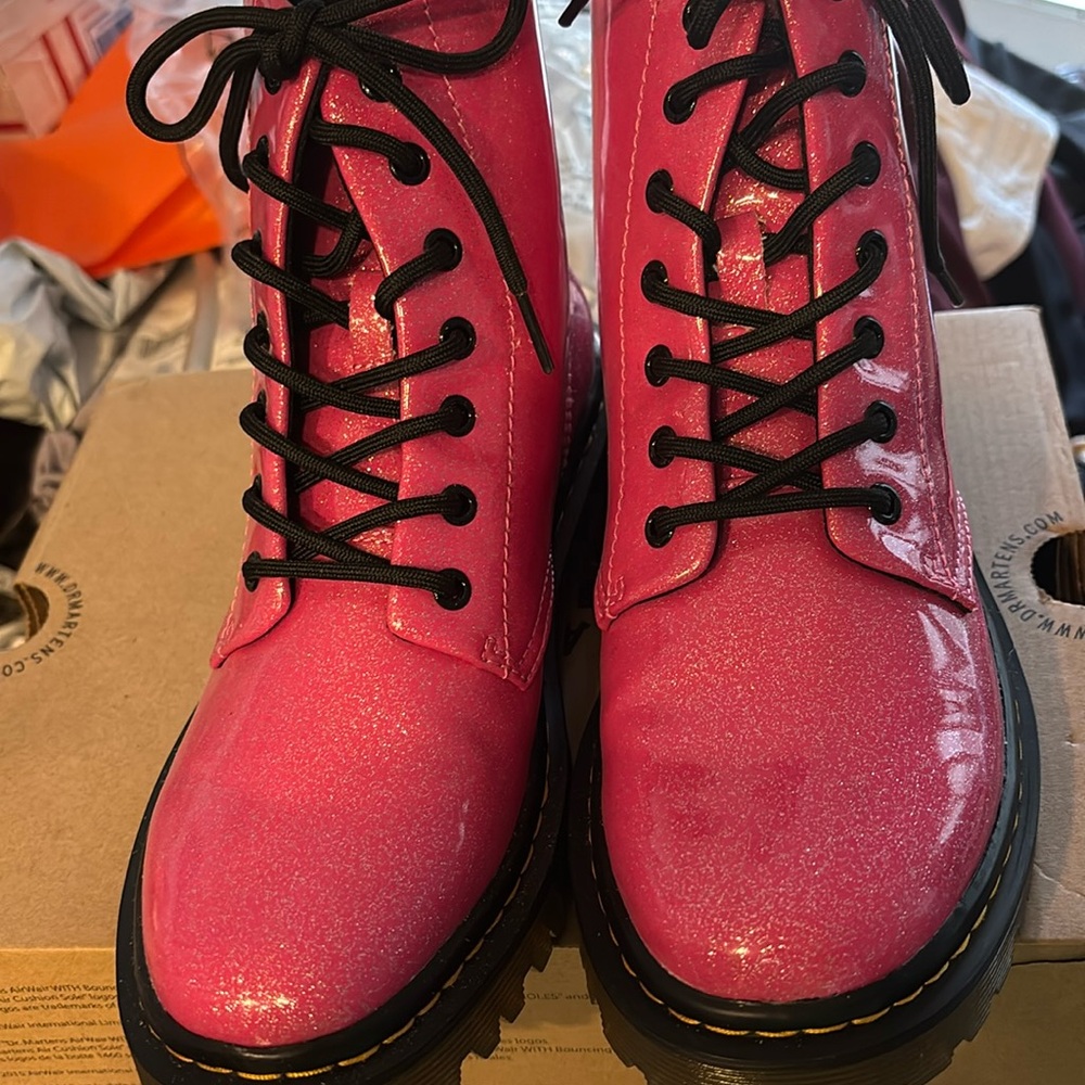 Doc Martens Pink Patent Leather Combat Boots 8 NWB